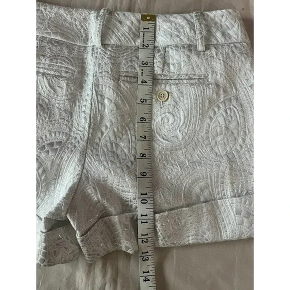 New York & Company Metallic Shorts Women's Size 4 White Silver Dressy Pockets - Picture 12 of 16